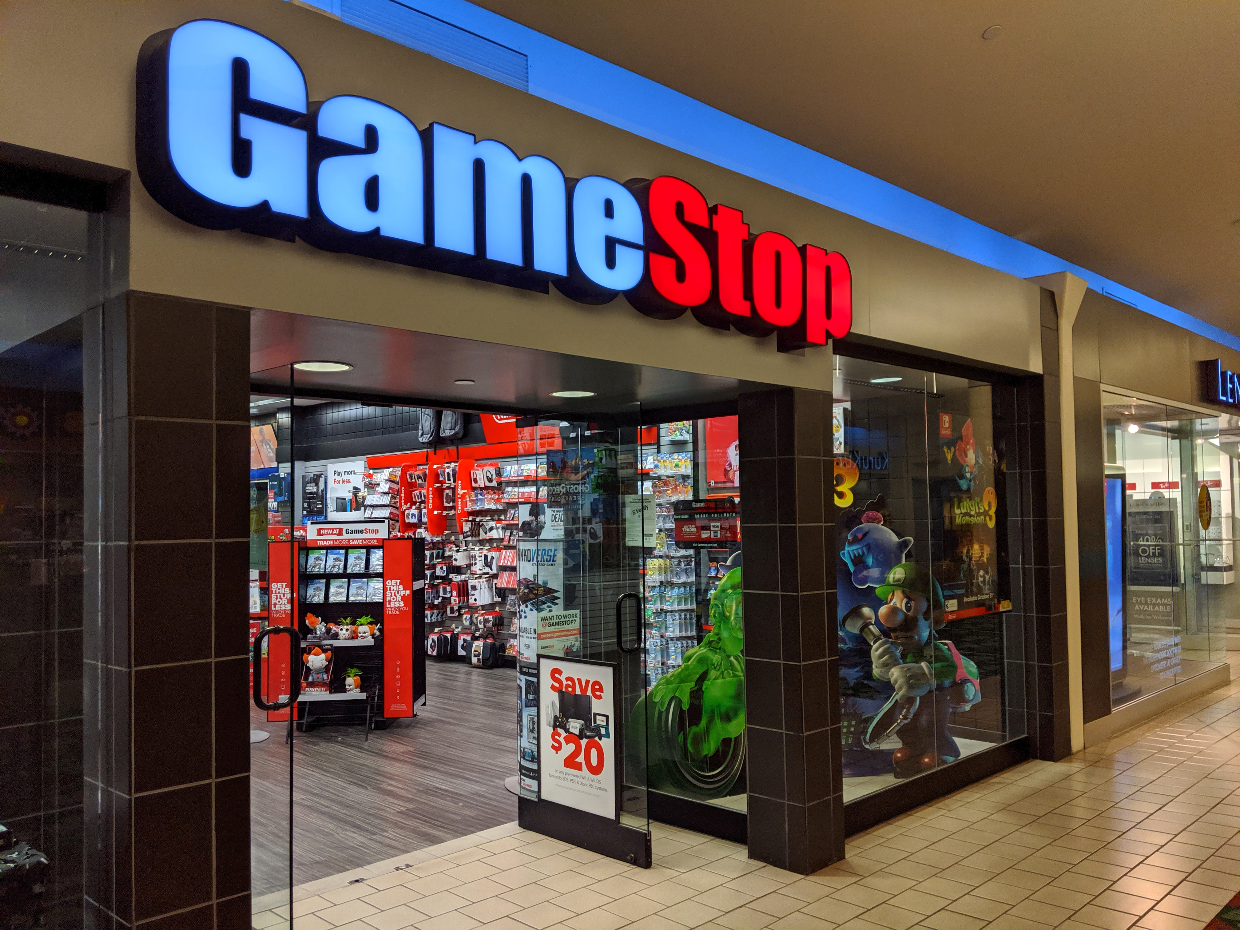 GameStop Board Member Wants to Take Deep Dive Into Crypto