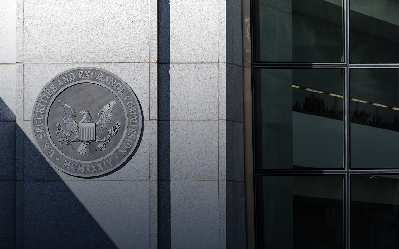 SEC Investigates Insider Trading on Crypto Exchanges, Fox Reporter Shares Scoop