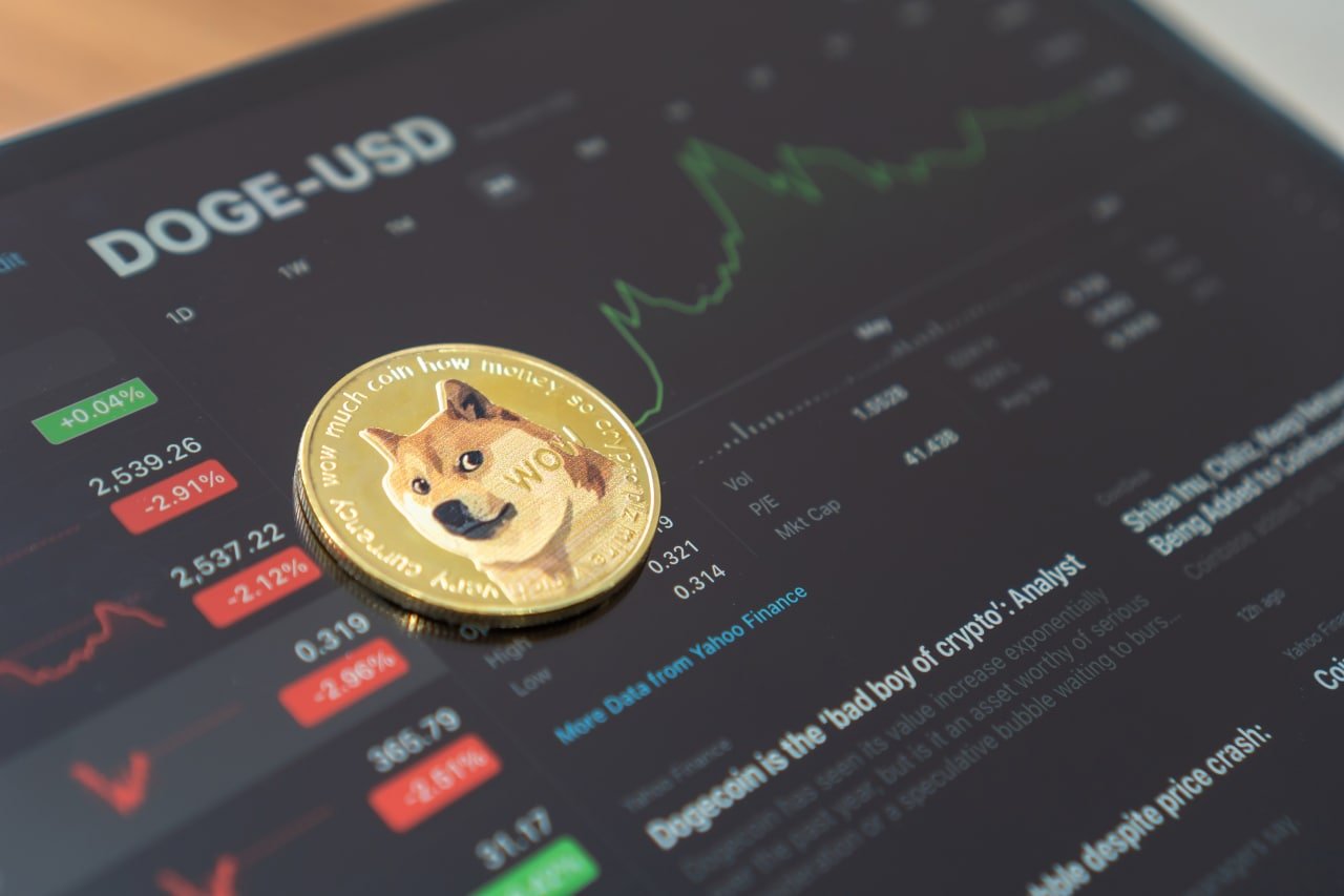Dogecoin Finally Breaks Out, Hits 10-Week High