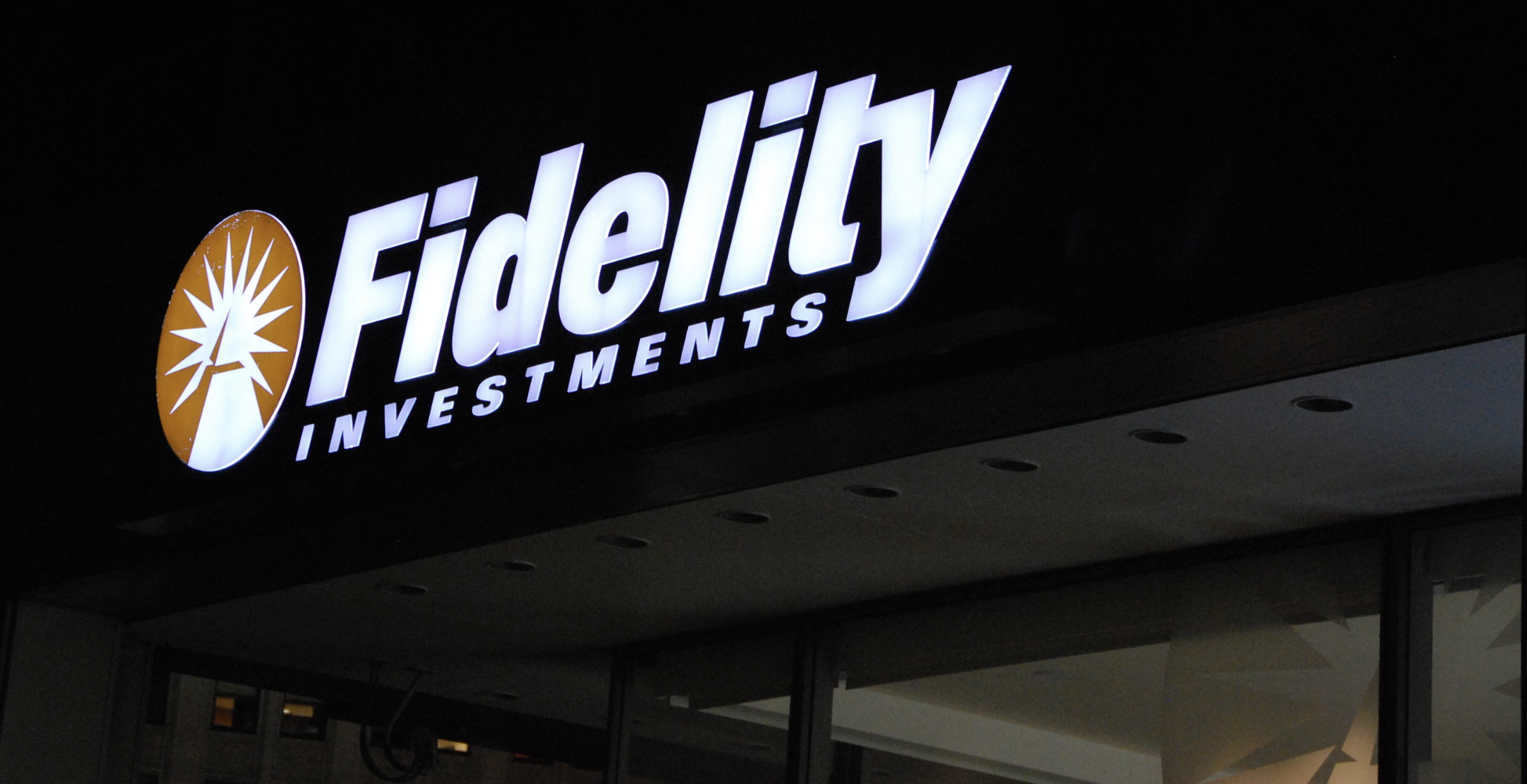 Fidelity: Bitcoin's Death Cross Might Flip Golden