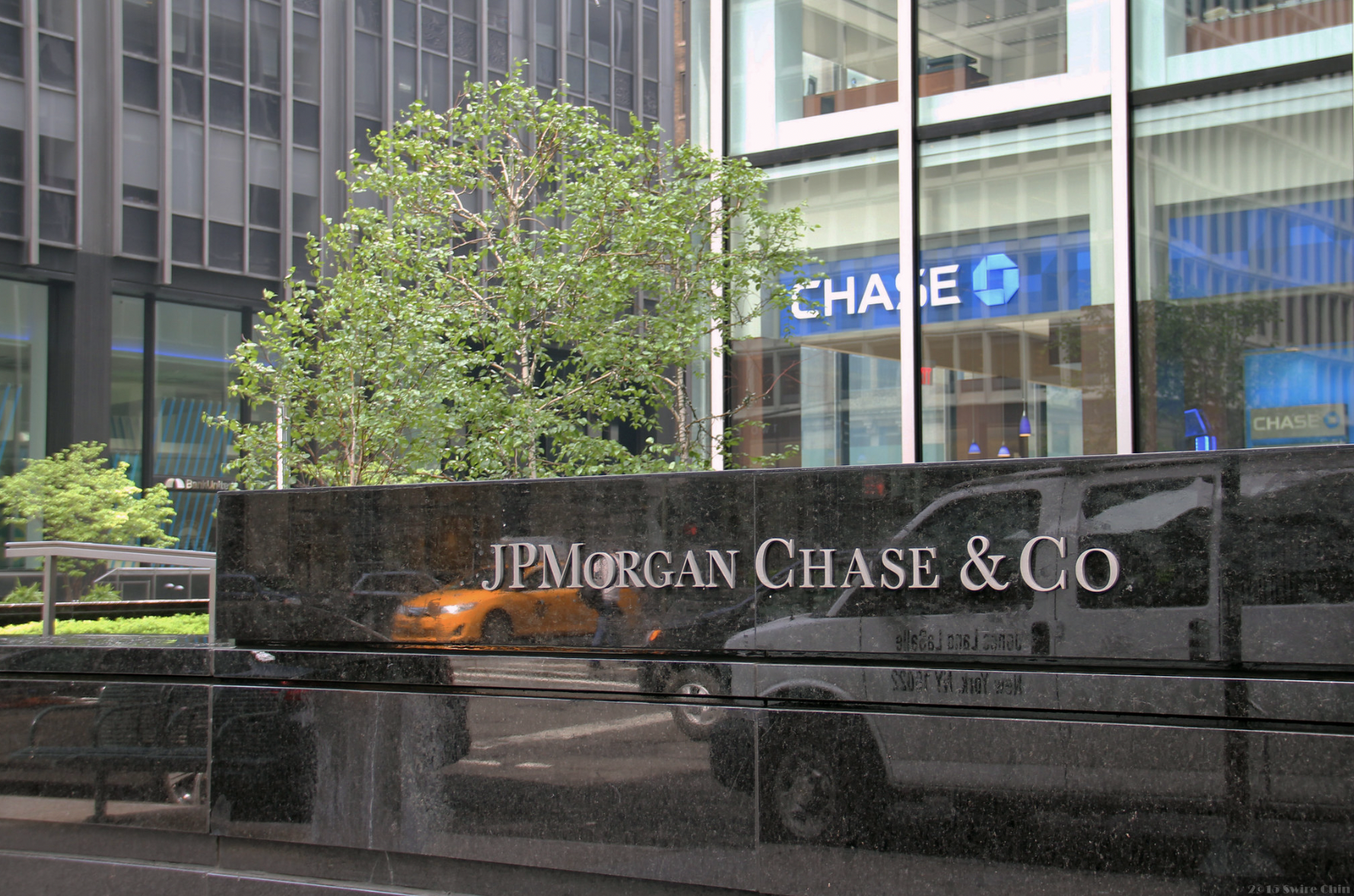 JPMorgan Suddenly Turns Bullish on Bitcoin