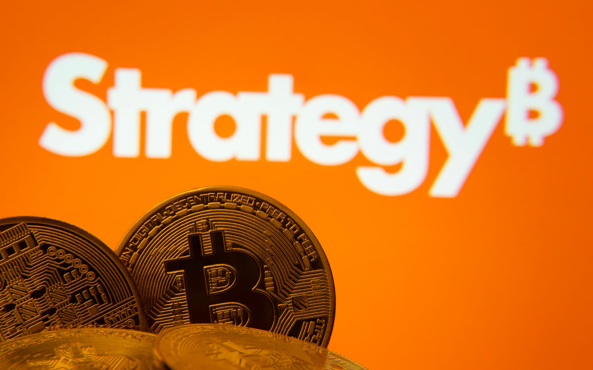 Strategy Ready to Buy Bitcoin? Saylor Drops Fresh 'Doing Business' Teaser