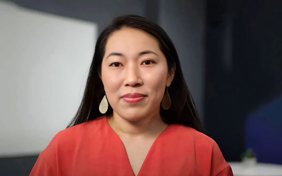 Emi Yoshikawa
