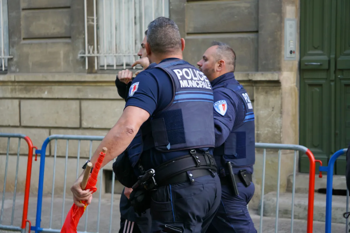 French Artist Blames Government For Surge In Crypto Wrench Attacks