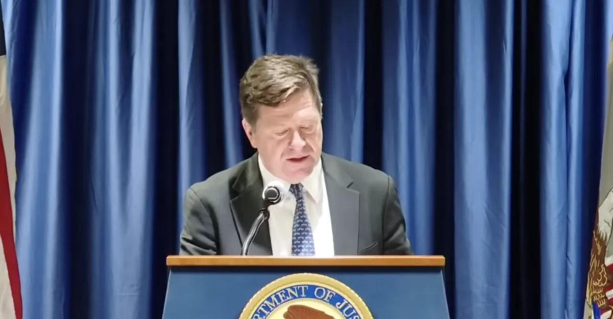 Former SEC Boss Behind Ripple Lawsuit Sworn In as Intelligence Chief