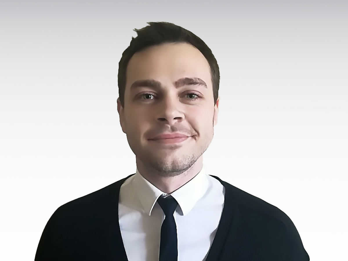 Denis Sinyavskiy - IT, AI and Fintech Daily News for You Today