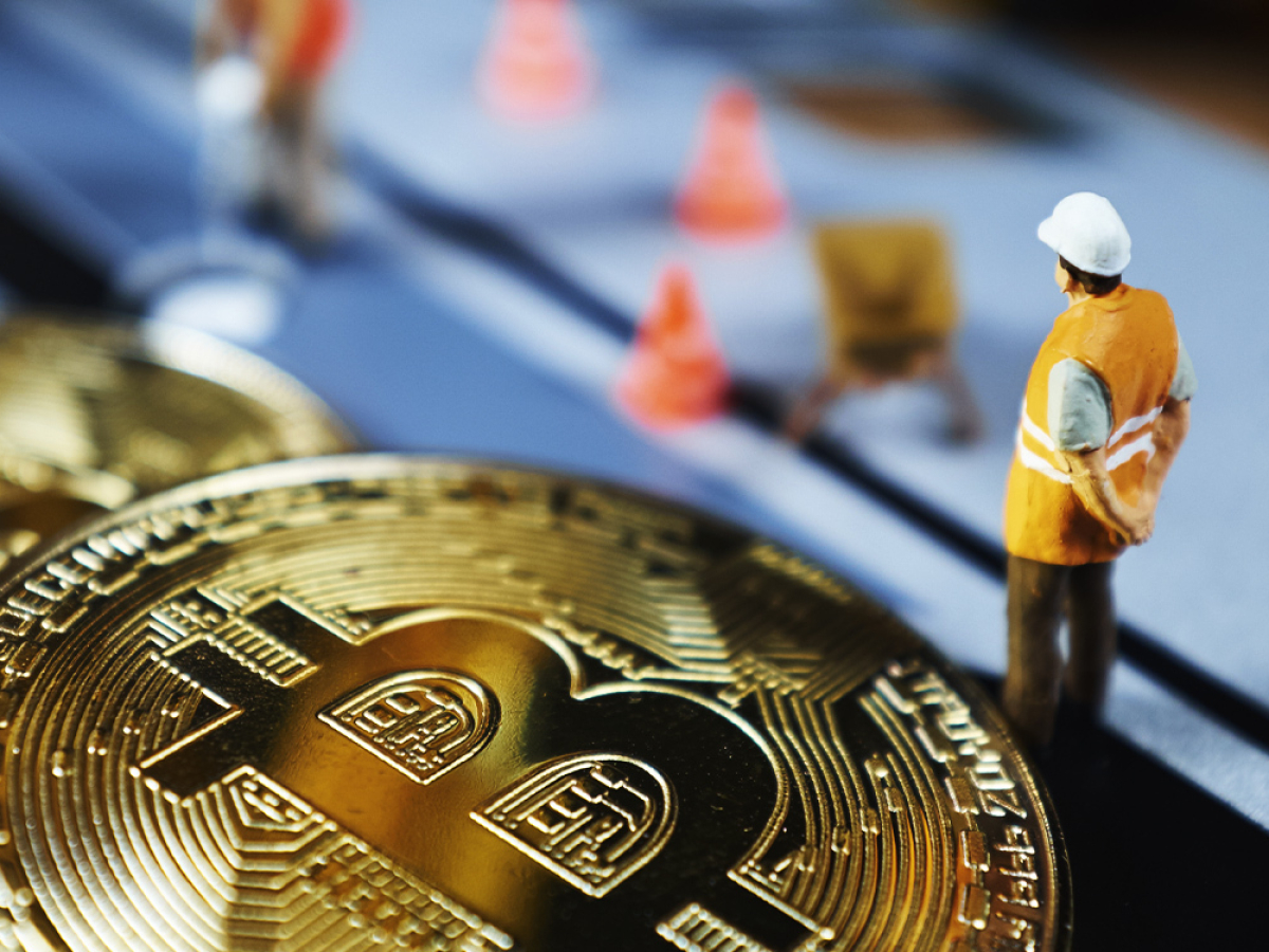 Miners Keep Accumulating Bitcoin in Large Amounts ...