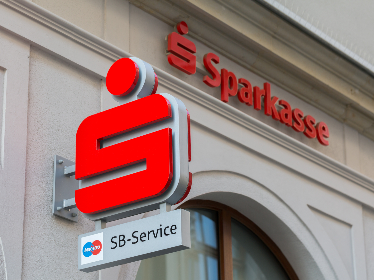 Germany's largest savings bank offers Bitcoin exposure to 50 million people