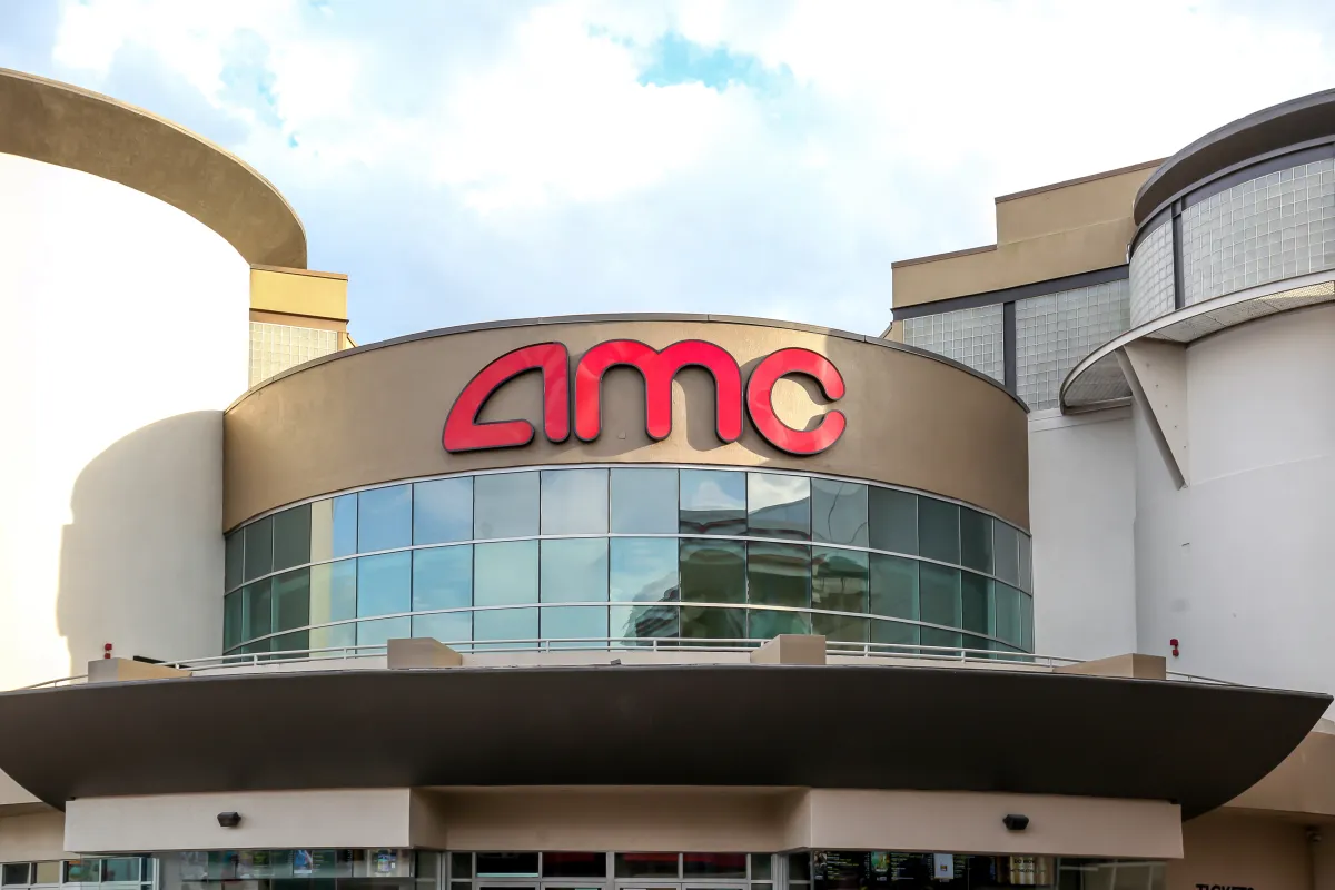 Shiba Inu and Dogecoin Now Accepted by AMC Theaters Shiba Inu and Dogecoin Now Accepted by AMC Theaters