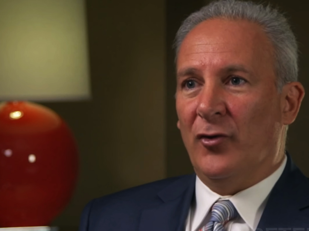 14745 Terra USD Collapse Exposes Critical Flaw in Bitcoin, Peter Schiff Insists