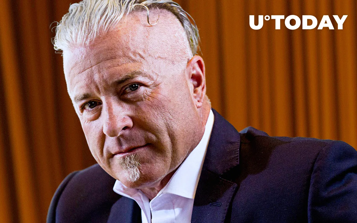 Calvin Ayre Slams Bitcoin (BTC) Emoji, Promising Hard Times for Twitter and Jack Dorsey