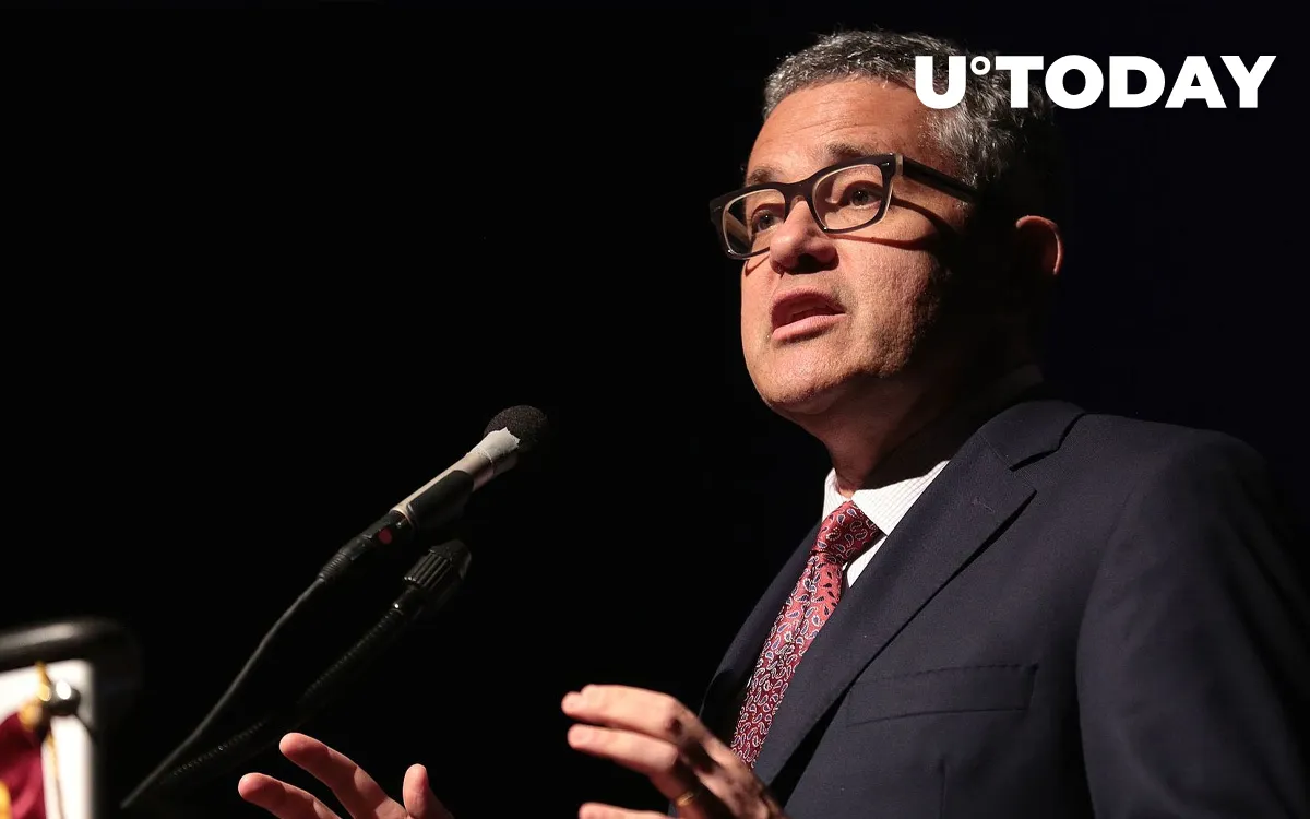 Jeffrey Toobin's Bitcoin Tweet from 2014 Is Even More Nightmarish Than His Zoom Call