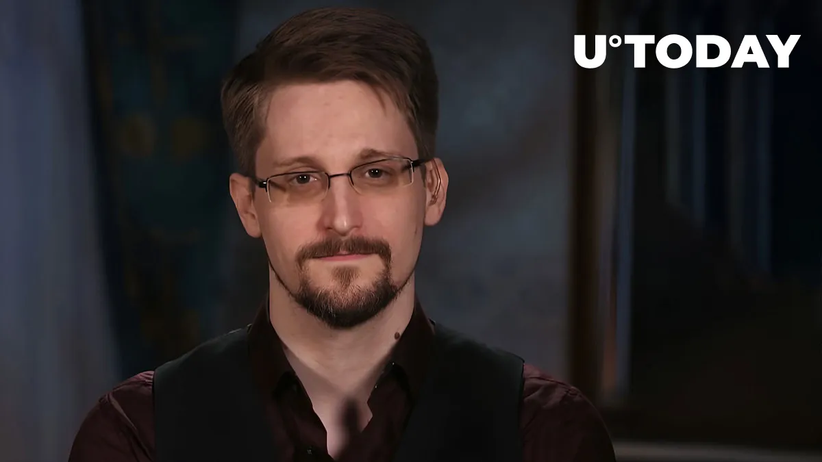Edward Snowden Bullish on Bitcoin, Highlights What It Can Fix