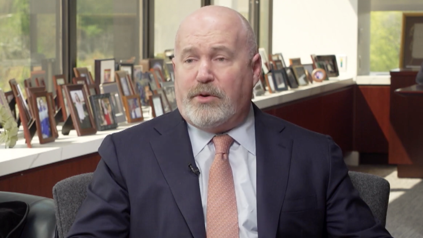 Legendary Hedge Fund Manager Lambasts Bitcoin - U.Today