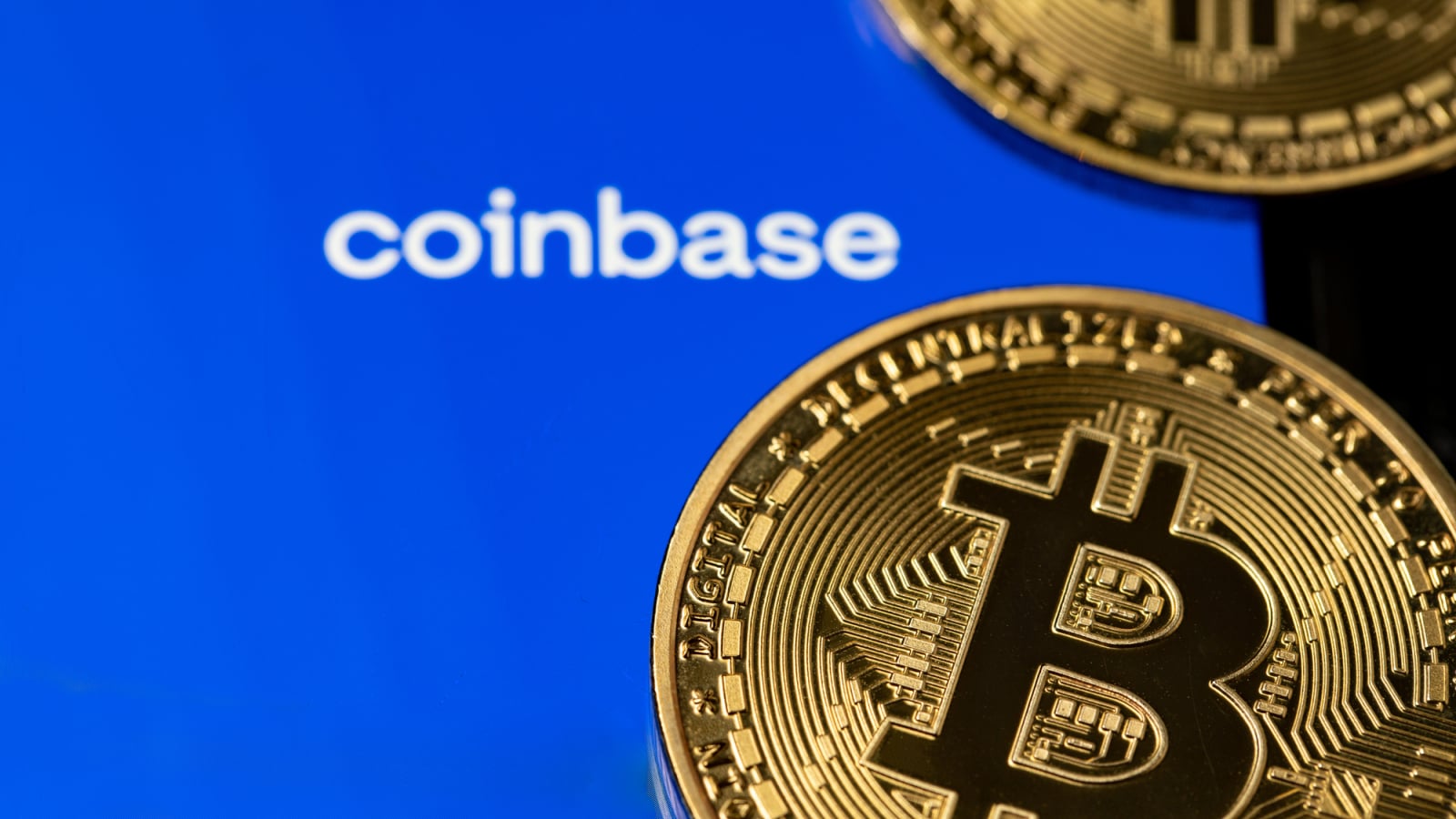 u.today - Gamza Khanzadaev - Why the AI Boom Won't Crash Bitcoin: Coinbase CEO Debunks Key Mining Myth