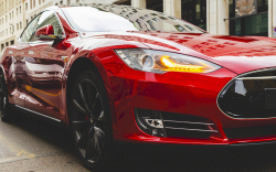 Tron’s (TRX) Justin Sun Takes Another Tesla Winner for a Ride, Giving Cash Instead of Car