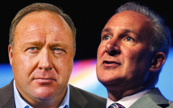 Peter Schiff on Alex Jones Embracing Bitcoin (BTC): 'This Is How Manias End'
