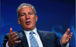 Large Investors Will Not Go for Bitcoin When Inflation Hits, Says Peter Schiff, Here's Why