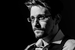 Edward Snowden Says Bitcoin Sucks at Privacy