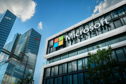 Microsoft President Dismisses Idea of Private Cryptos: Bloomberg
