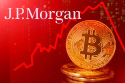 JPMorgan Warns About Collapsing Bitcoin Momentum       