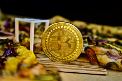 Healthy Fast-Food Chain Muscle Maker Grill Starts Accepting Bitcoin