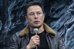 Elon Musk Pushes Bitcoin Down with Linkin Park Song, Jokes About Dogecoin and Federal Reserve
