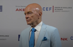 Investing Legend Mark Mobius Says Bitcoin Is Going to Break Lower 