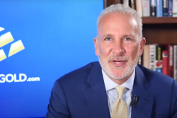 Peter Schiff Says Those Who Are Not Selling Bitcoin Now Are "Real Idiots"