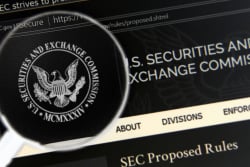 Grayscale CEO Says SEC Should Approve Bitcoin Futures ETF and Spot ETF Together, Here’s Why