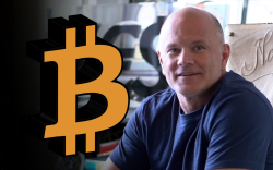 Mike Novogratz Expects Bitcoin to Stay Above $42,000