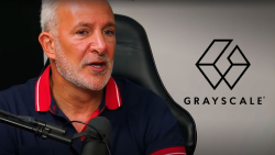 Peter Schiff Accuses Grayscale of Ruse Following Company's Lawsuit Against SEC