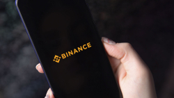 Binance (BNB) Launches $1 Million Rewards Campaign for Football Fans