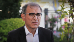 Crypto Hater Roubini Says He Is Not Attacking CZ of Binance, But There's a Catch