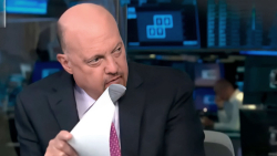 Jim Cramer Just Issued Urgent Crypo Warning - Is It Too Late?