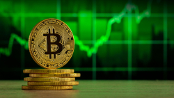 Bitcoin's Consolidation Hints at Major Move: Glassnode Co-Founder 