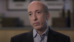 Top Ripple Lawyer Likens Gensler to Flat-Earther in Stinging Crypto Critique