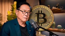 'Rich Dad Poor Dad' Author Predicts Greatest Crash in History, Here's How to Survive Using Bitcoin