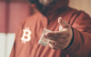 Drug Dealer Who Was Trading Bitcoin Has $2.3 Mln Confiscated by Authorities: Details