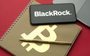 Bitcoin Gets 600K Hits on BlackRock Website: BlackRock CEO Tells Former Bank of England Governor