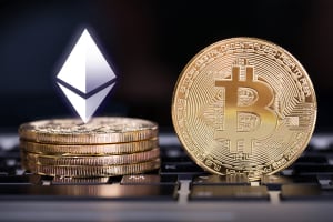 Bitcoin (BTC) Flipped in Daily Fees by One Ethereum DeFi