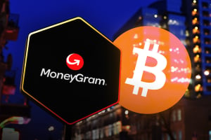 Former Ripple Partner MoneyGram Turns to Bitcoin