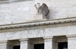 Bitcoin's Novelty Will Fade, According to Top Fed Official 