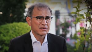 "Dr. Doom" Nouriel Roubini Says Binance's CZ Is Even Shadier Than FTX's SBF