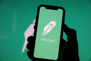 DOGE Lovers Rejoice: Robinhood Teases Dogecoin Support for its New Wallet