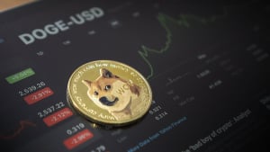 Whopping 8.779 Billion DOGE Moved, Here's What Happens to Price