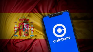 Coinbase Obtains EU Registration as US, UK Cracking Down on Crypto