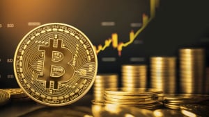 Bitcoin Eyeing Huge Surge in Line With S&P 500 Trends, Analyst Says