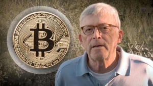 Legendary Trader Peter Brandt Predicts Bitcoin Bull Run Till 2025