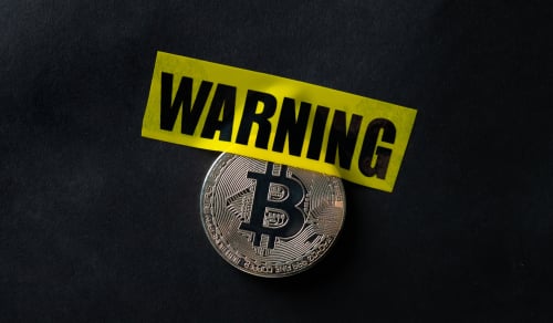Bitcoin Plummets Under $69,000: Peter Brandt Names Only Trigger That Changes Bearish Outlook